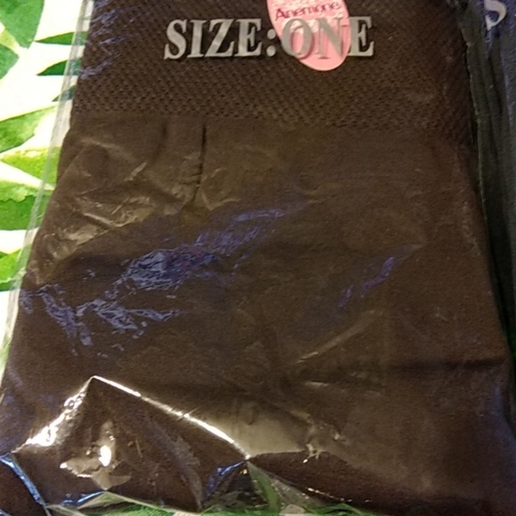 Tummy Control Fleece Leggings  0ne Pair NWT - Picture 5 of 7